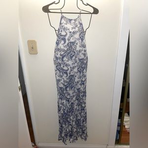 White, Black & Blue Paisley Pattern Maxi Dress